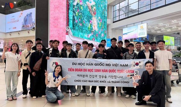 chuc-mung-doan-du-hoc-sinh-thu-2-dai-hoc-osan-nhap-canh-han-quoc-thanh-cong-1.jpg