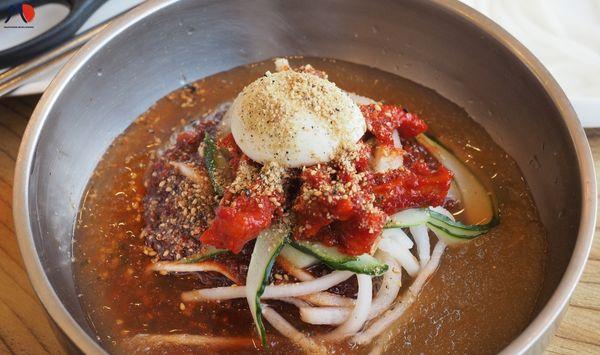 my-lanh-mon-ngon-truyen-thong-tu-han-quoc-7.jpg